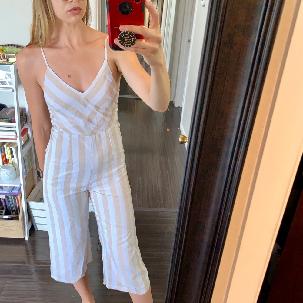 BNWT Cream and Tan Linen Jumper 🌾